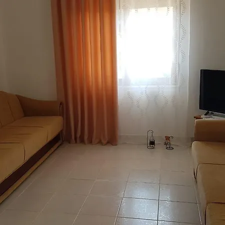 Vila Alikaj Quarto em Acomodações Particulares