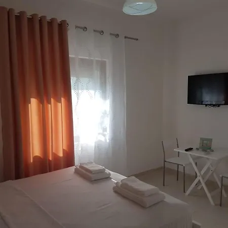 Quarto em Acomodações Particulares Vila Alikaj