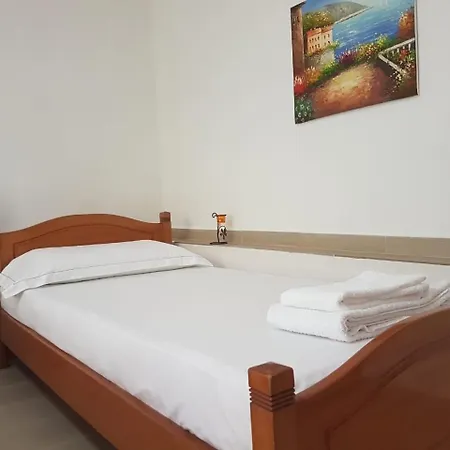 Vila Alikaj Homestay Sarande